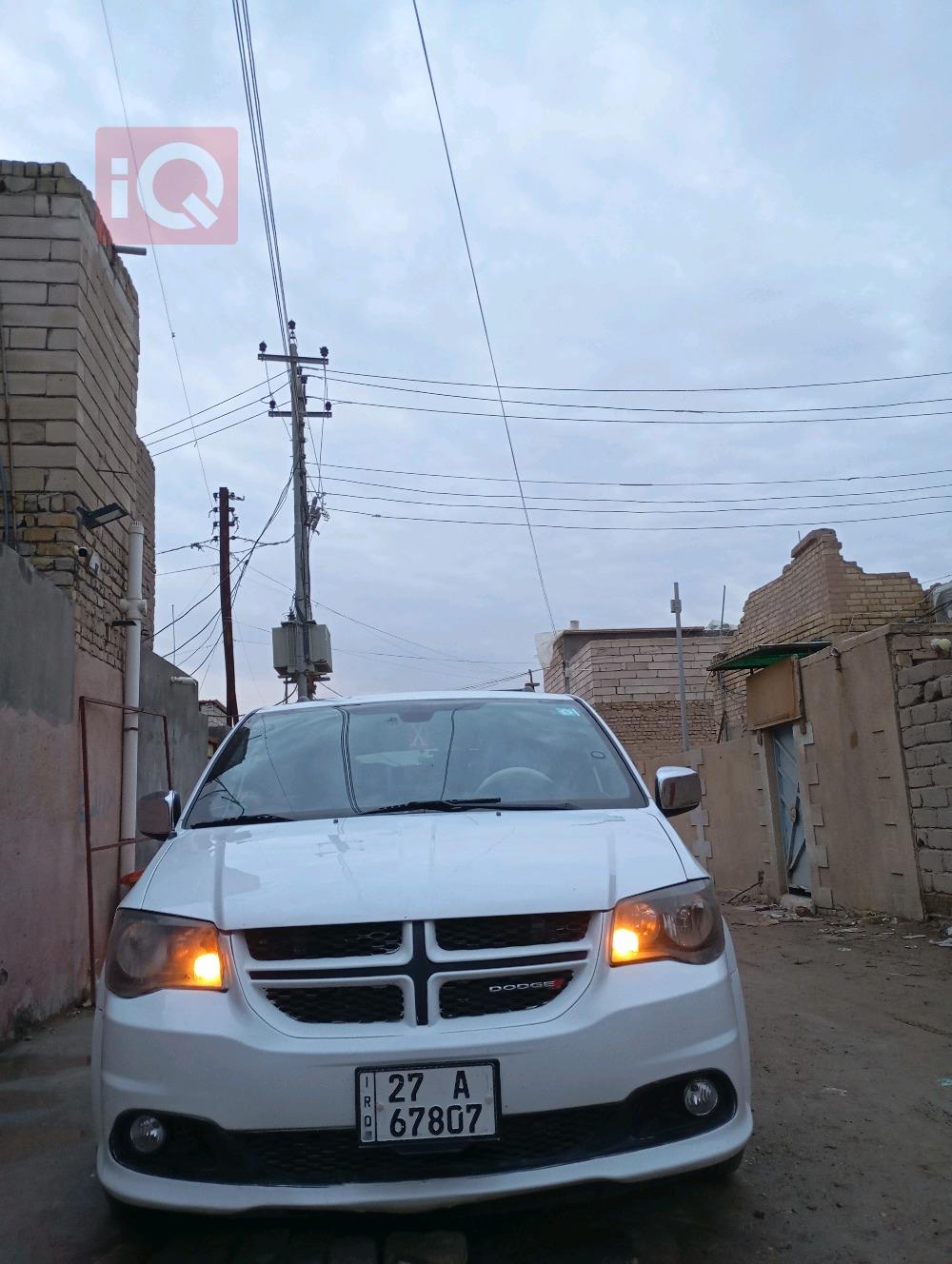 دودج جراند كارافان